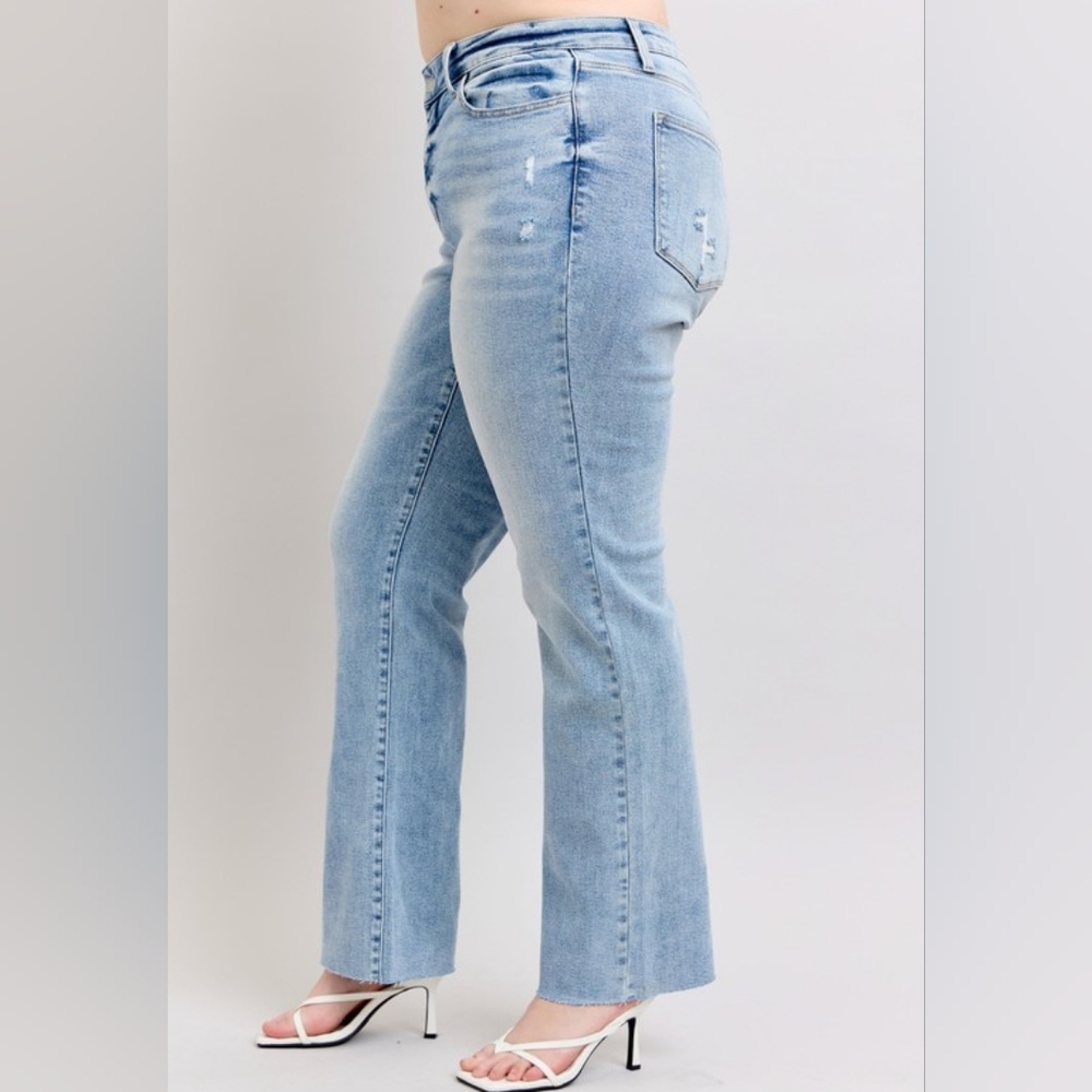Judy Blue Mid-Rise Relax Dad Straight Leg Distressed Jeans Raw Hem Denim Pants - Picture 9 of 16